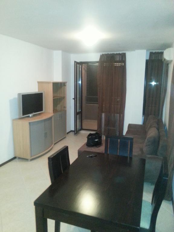 Apartment Nova Burgas Bagian luar foto